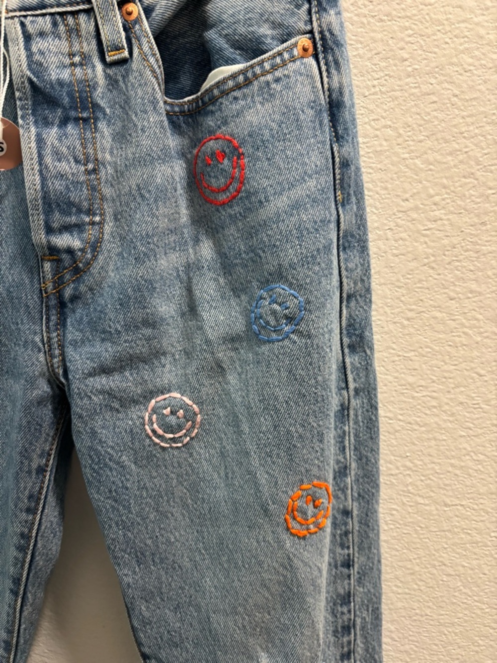 Embroidered Smile Patch Distressed Women's Jeans - Light Blue, size XS - Picture 6 of 6